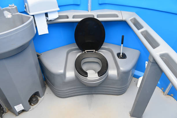 Best Portable restroom trailer rental  in Bellmawr, NJ